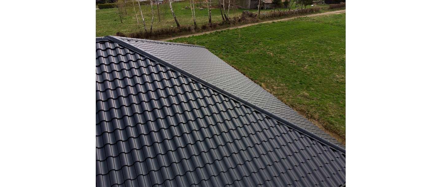 Steel roof coverings
