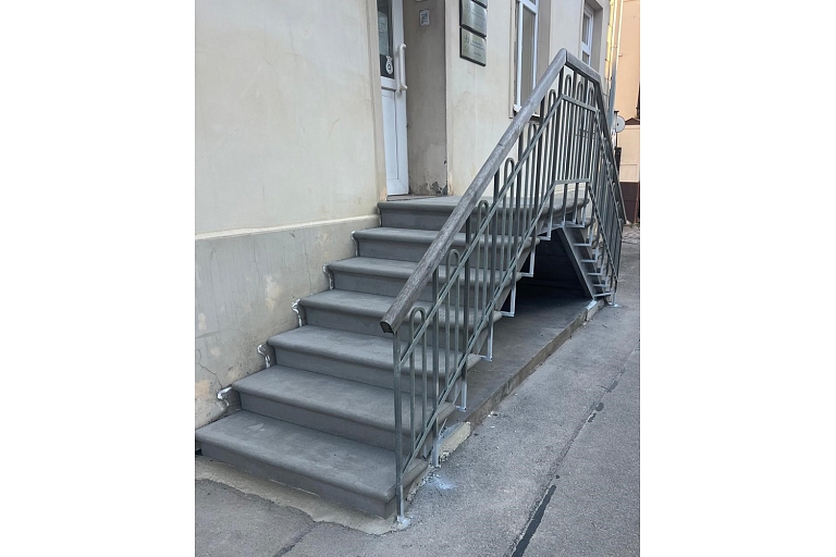 concrete steps