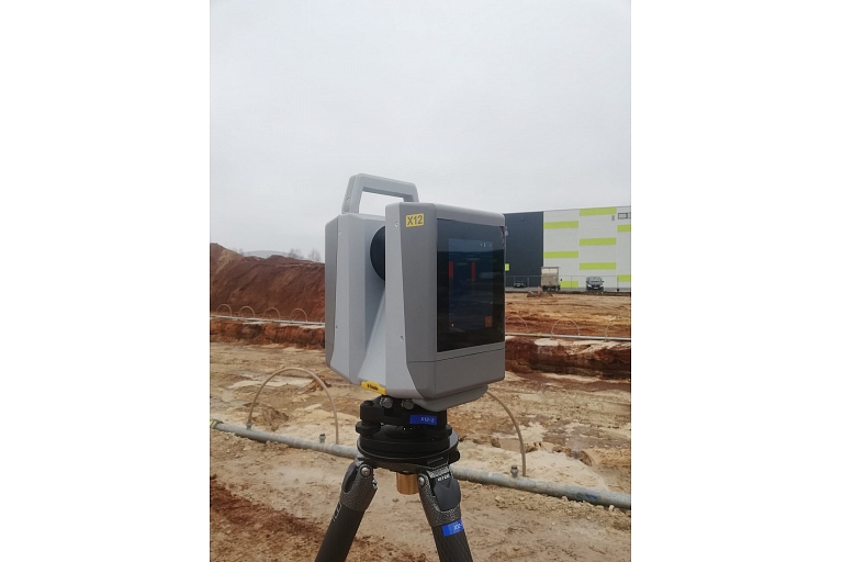 Surveyor&#39;s tools