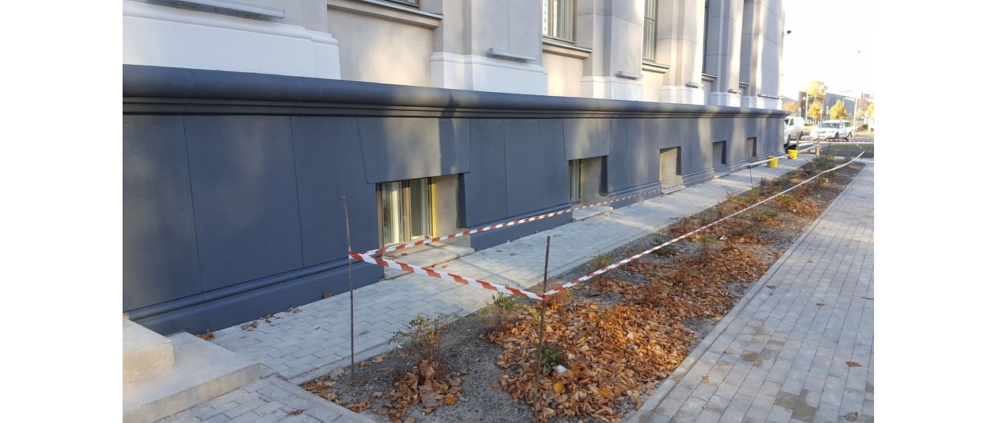 Concrete facade elements