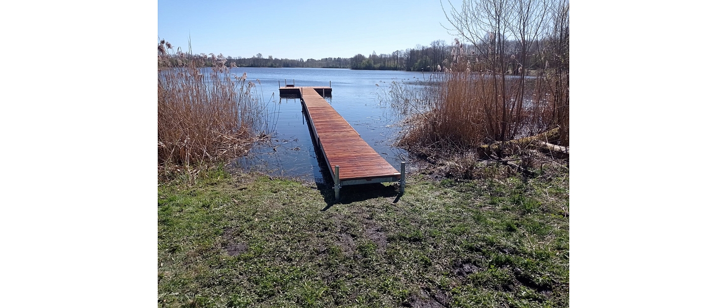 Production of pontoons and floating bridges