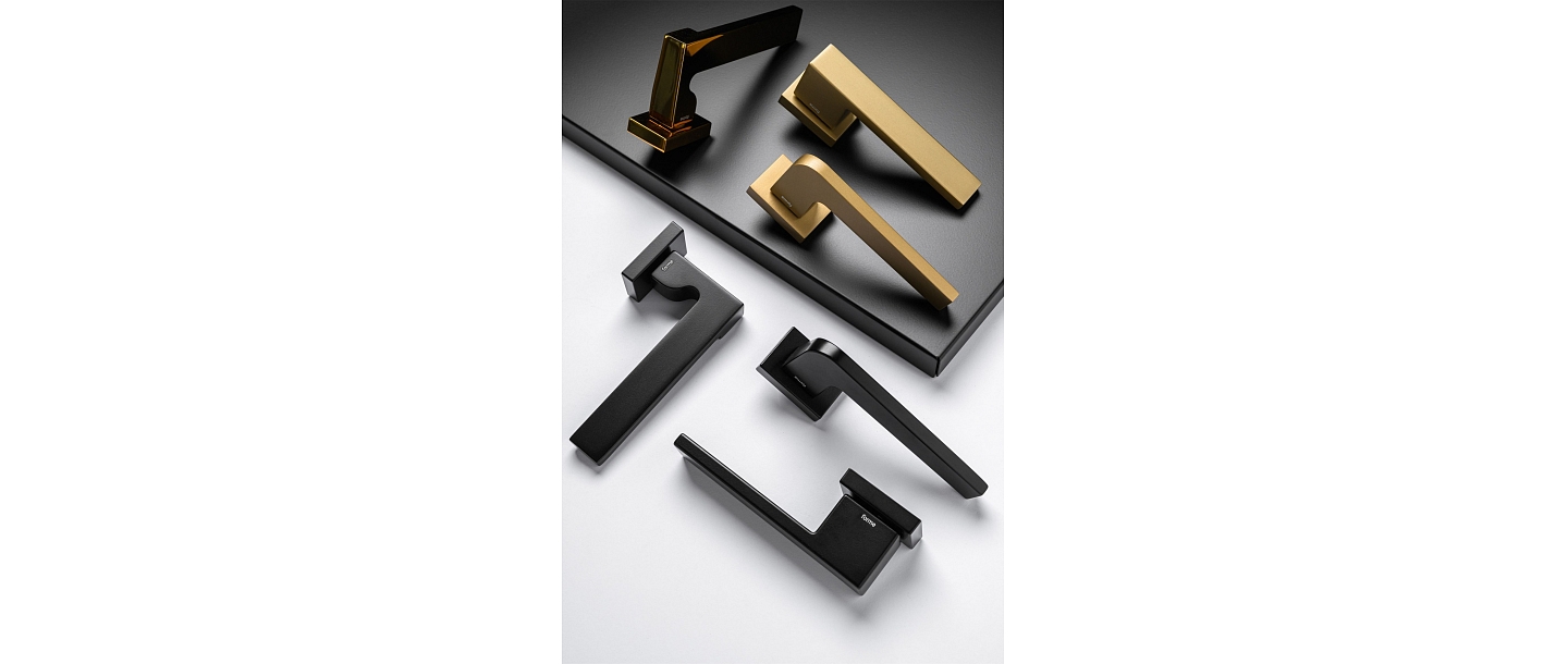 Interior door handles