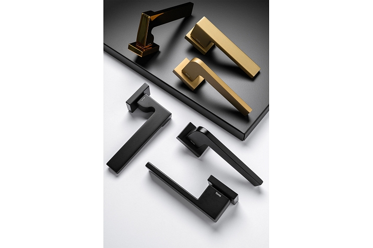 Interior door handles