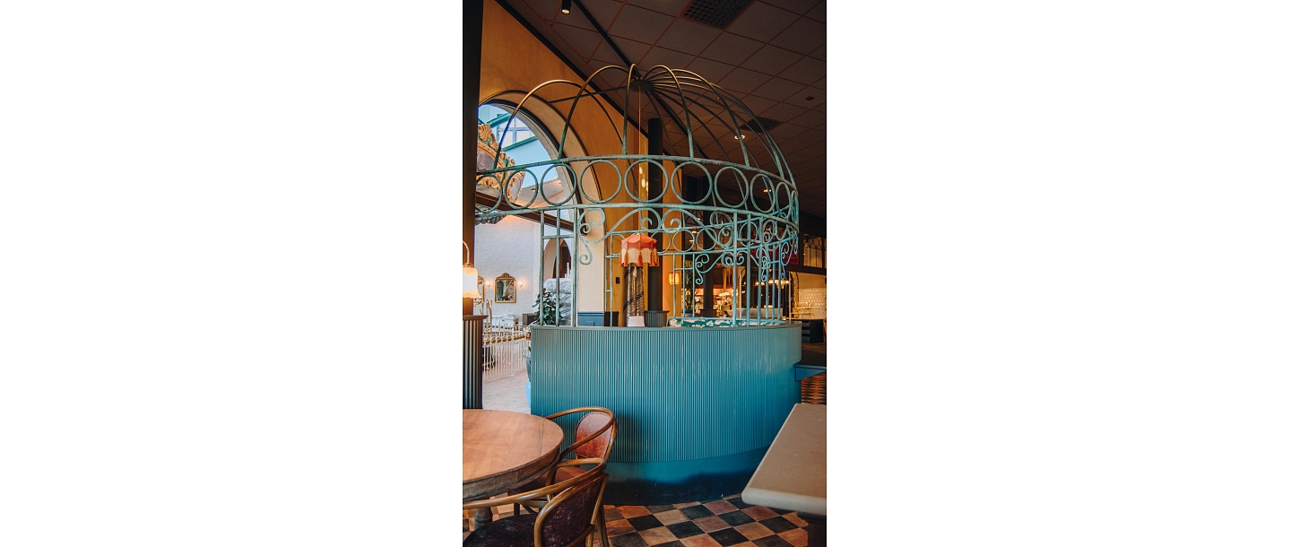 Innovative restaurant and bar design solutions, which creates an unforgettable experience for visitors.