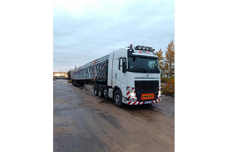 Oversized cargo transportation in Latvia