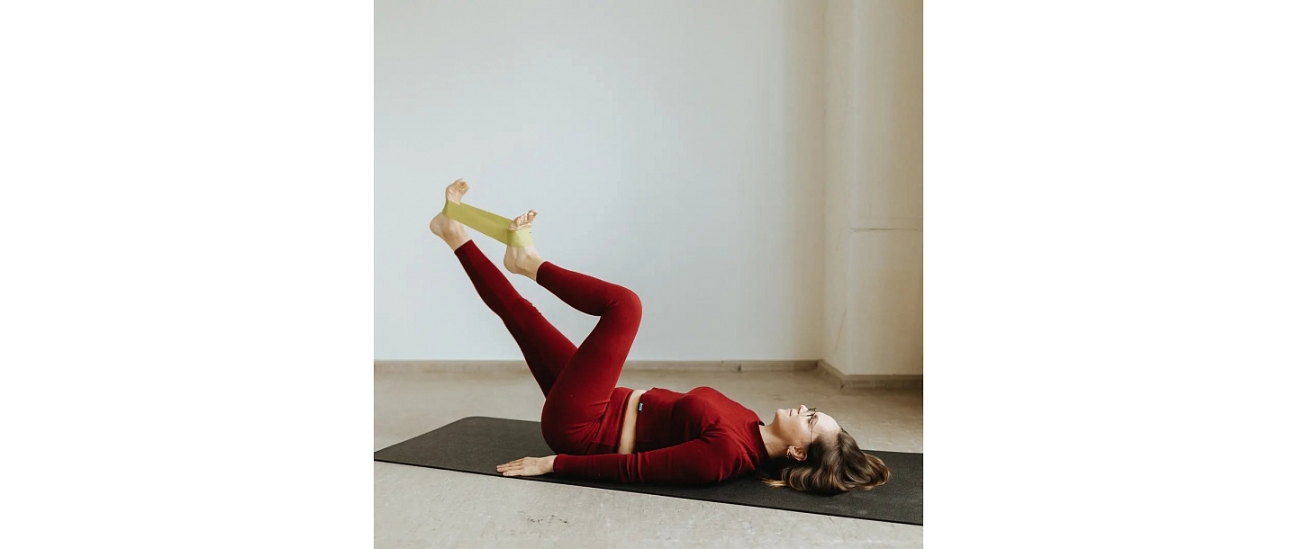 Rehabilitation exercises with resistance band