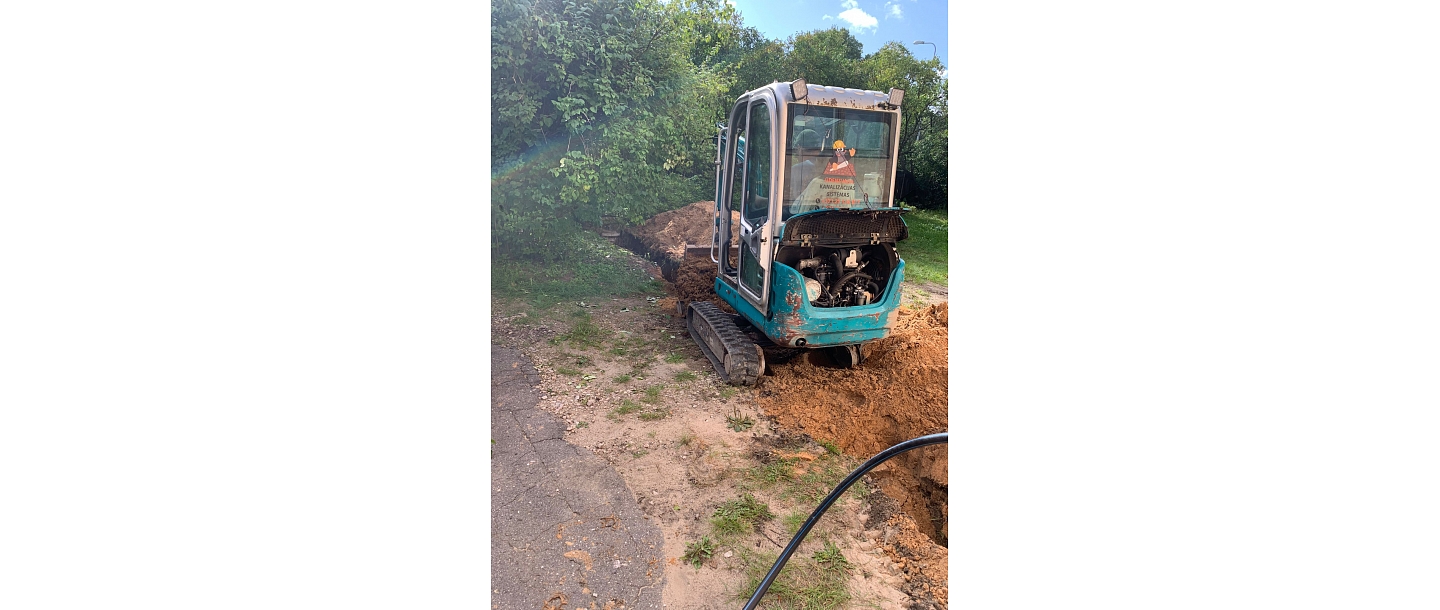 Pipe digging and installation