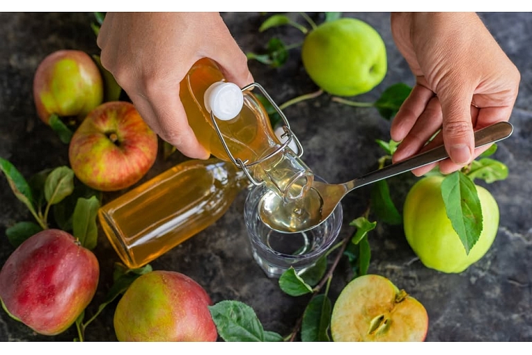 fruit and berry vinegars
