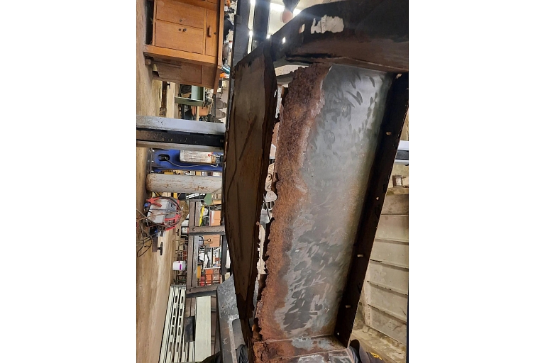metal structure welding
