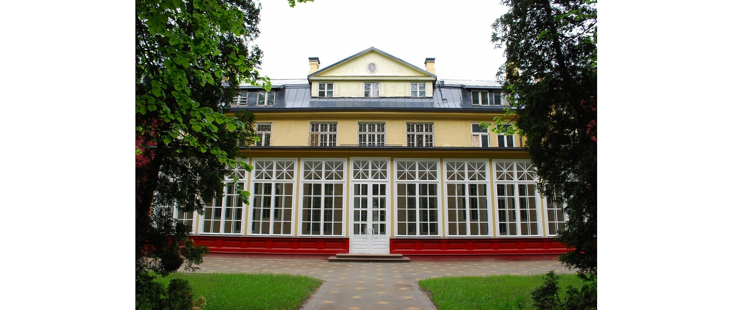 Fasādes atjaunošana