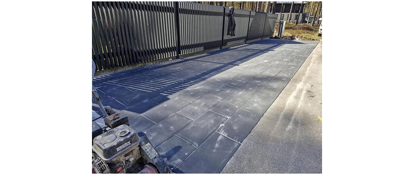pavement cleaning