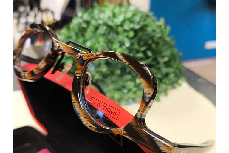 Designer glasses frame iD Tokyo