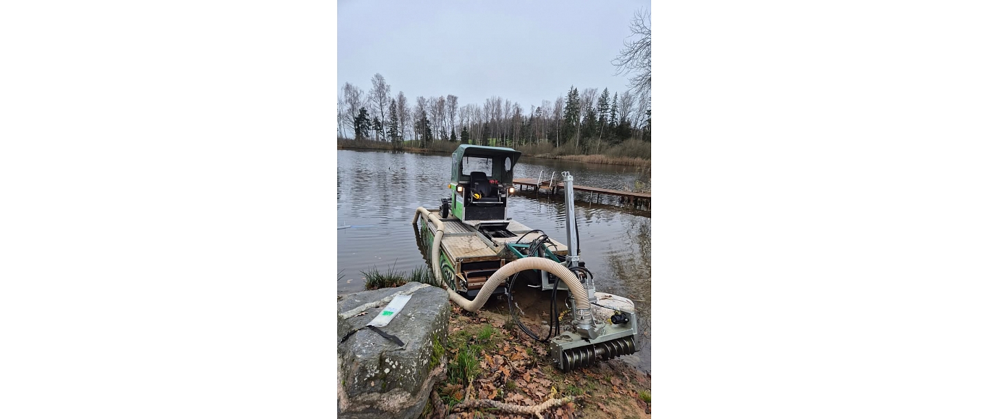 Mud pumping and beach bed cleaning