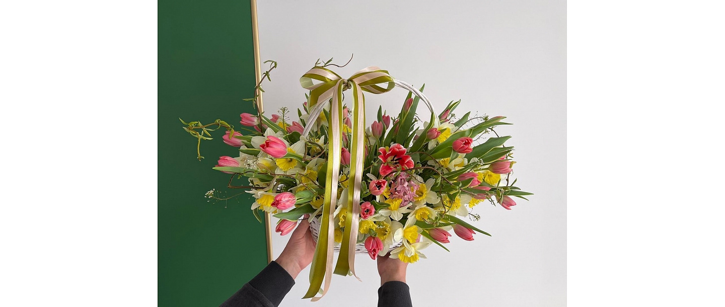 Flower bouquets with delivery
