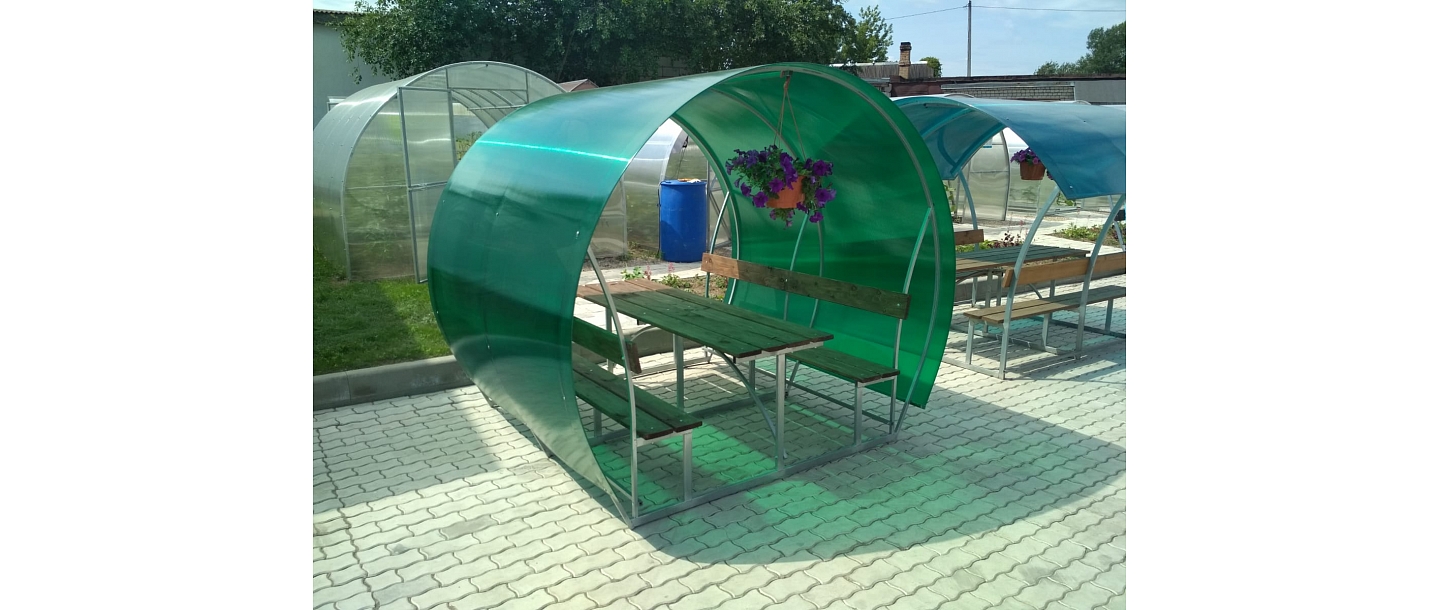 Беседка - пион