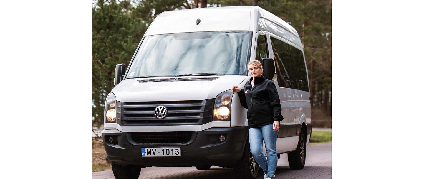 Passenger transportation by minibus