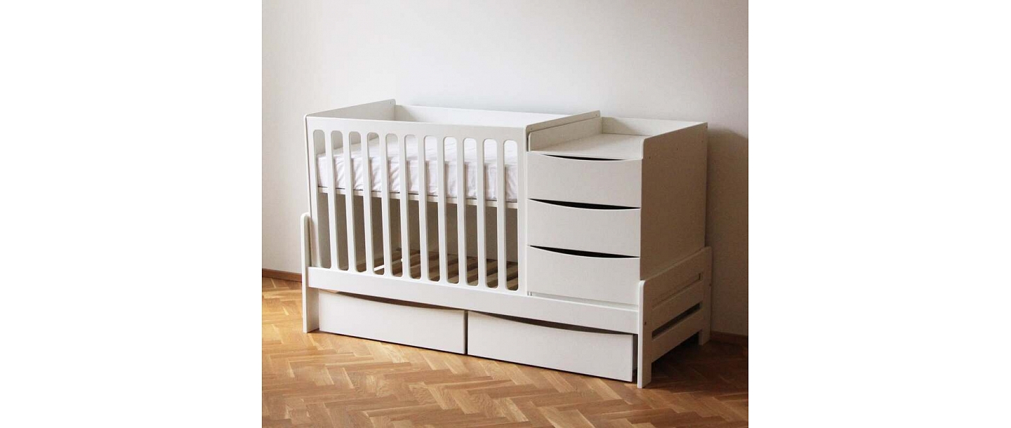 MOSKOS cot with chest of drawers