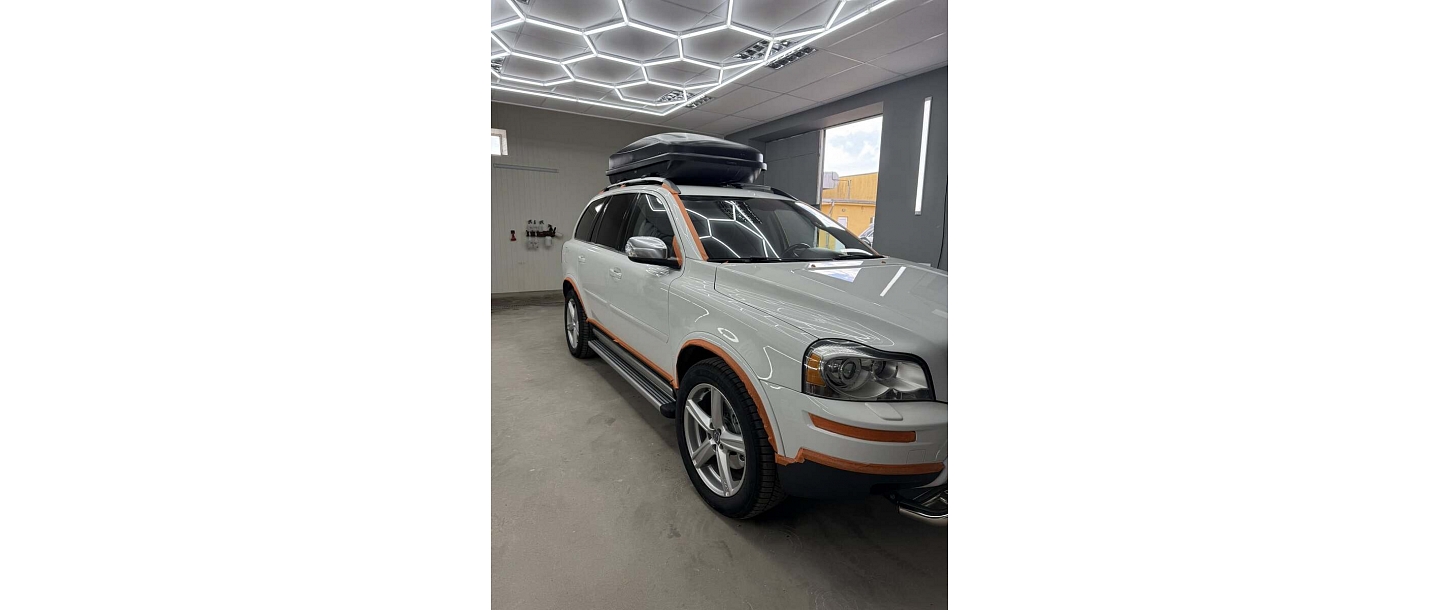 Auto aizsargpārklājuma uzklāšana Volvo