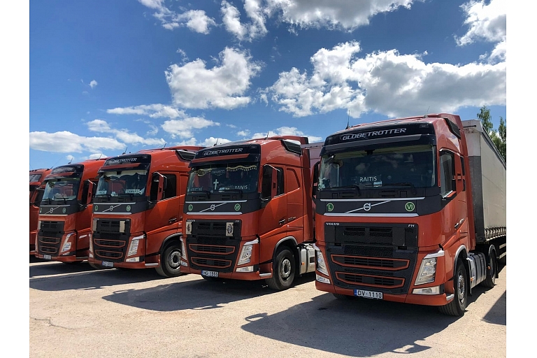 Lielgabarīta un negabarīta kravas