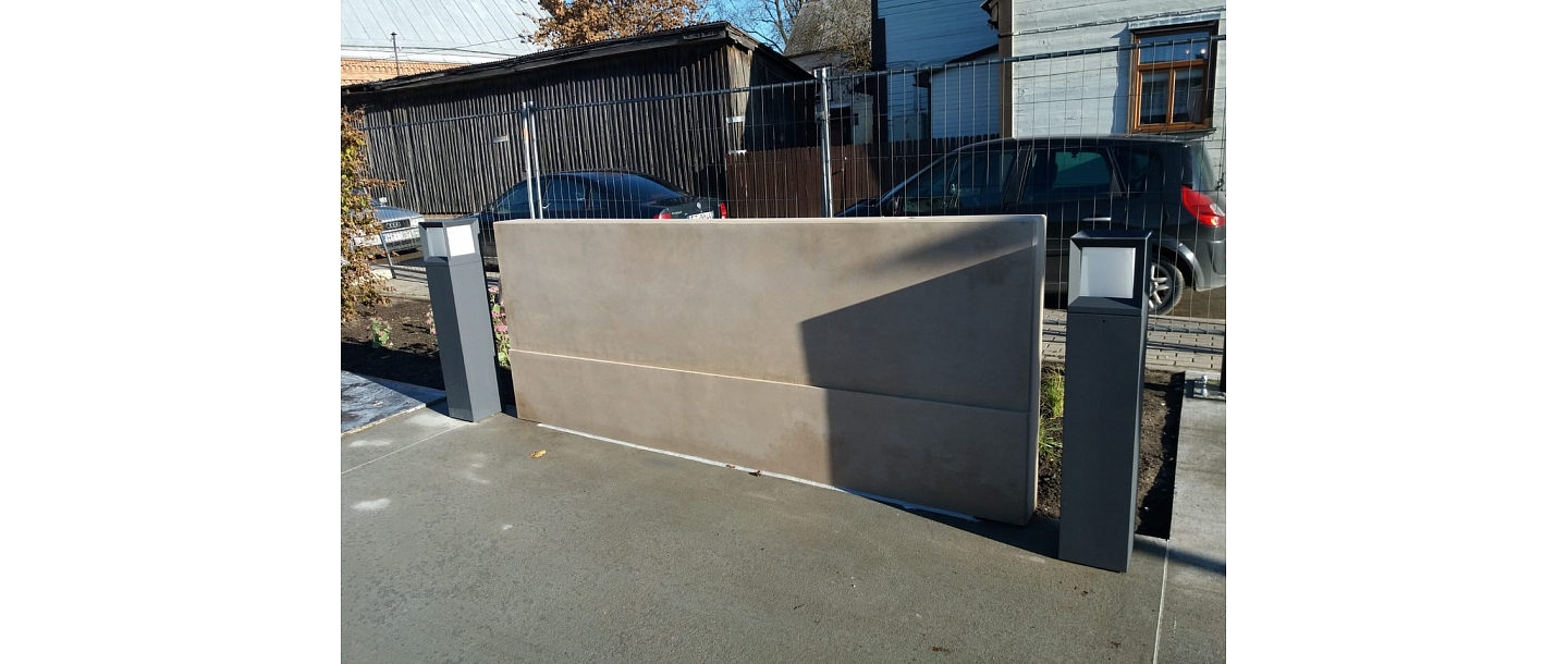 Decorative concrete slabs