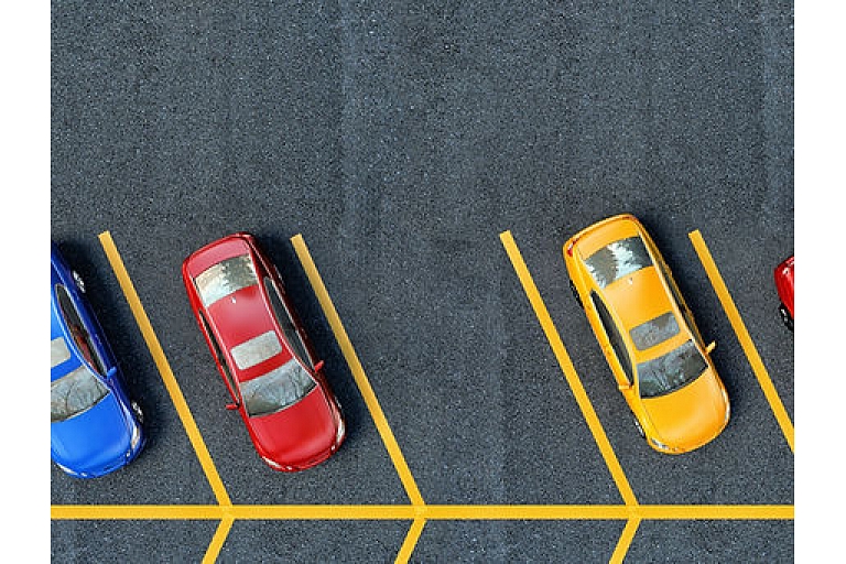 ​Īstermiņa automašīnu stāvvieta