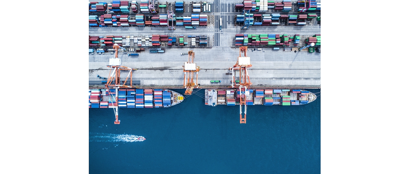 Full( FCL) container cargo transportation
