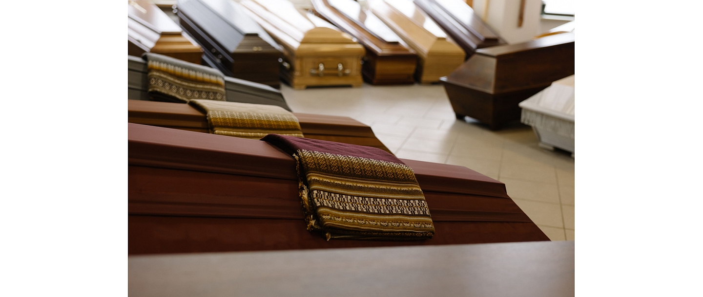 Funeral accessories