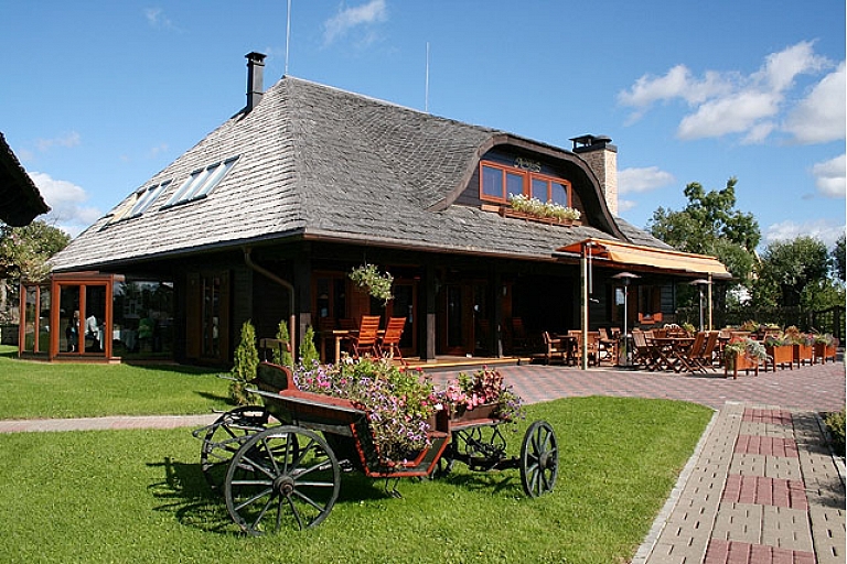 Viesnīca