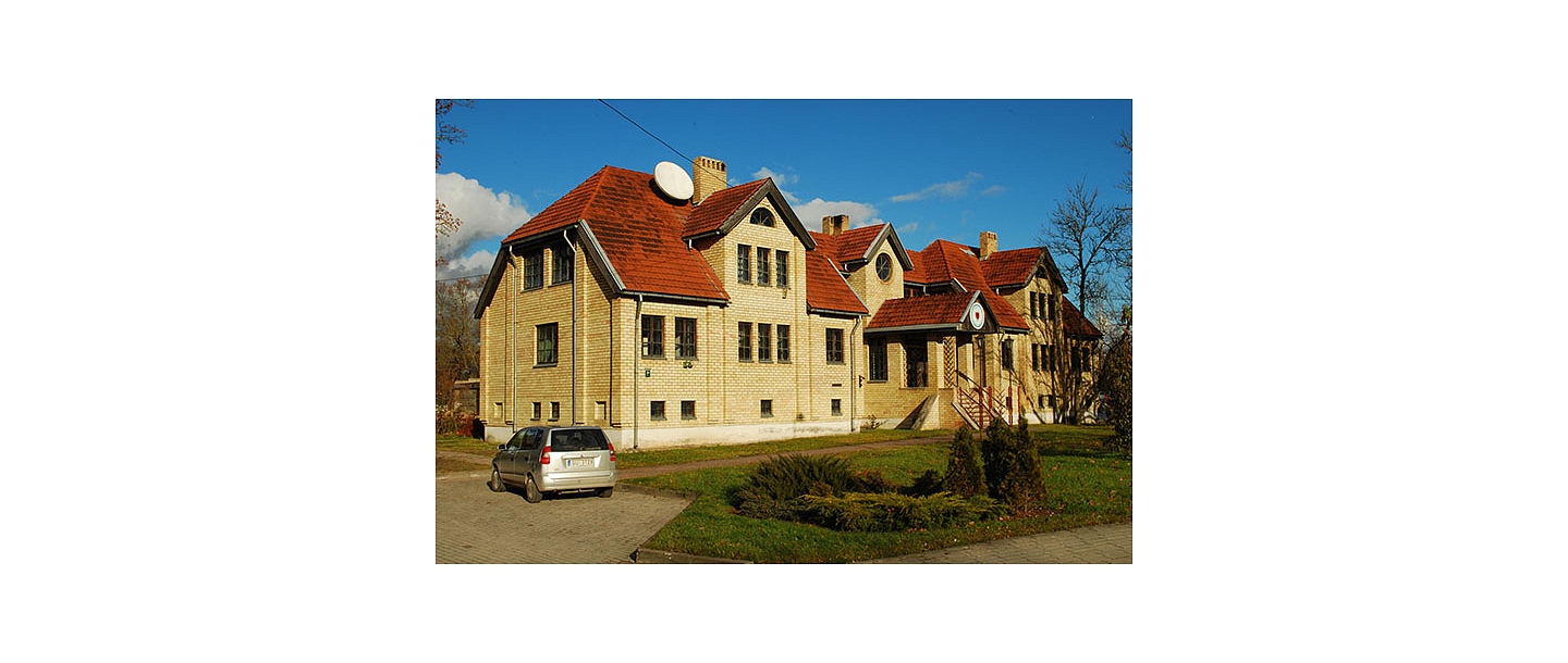 Reconstruction of a private house with classical architecture – Architect Zaiga