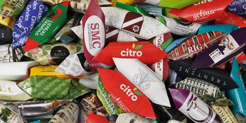 Personalizētas dāvanas un uzņēmuma suvenīri