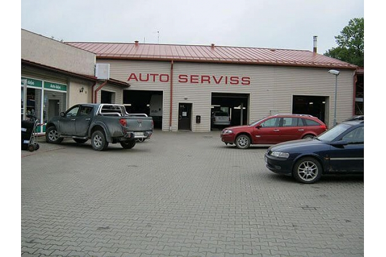 Car service station services