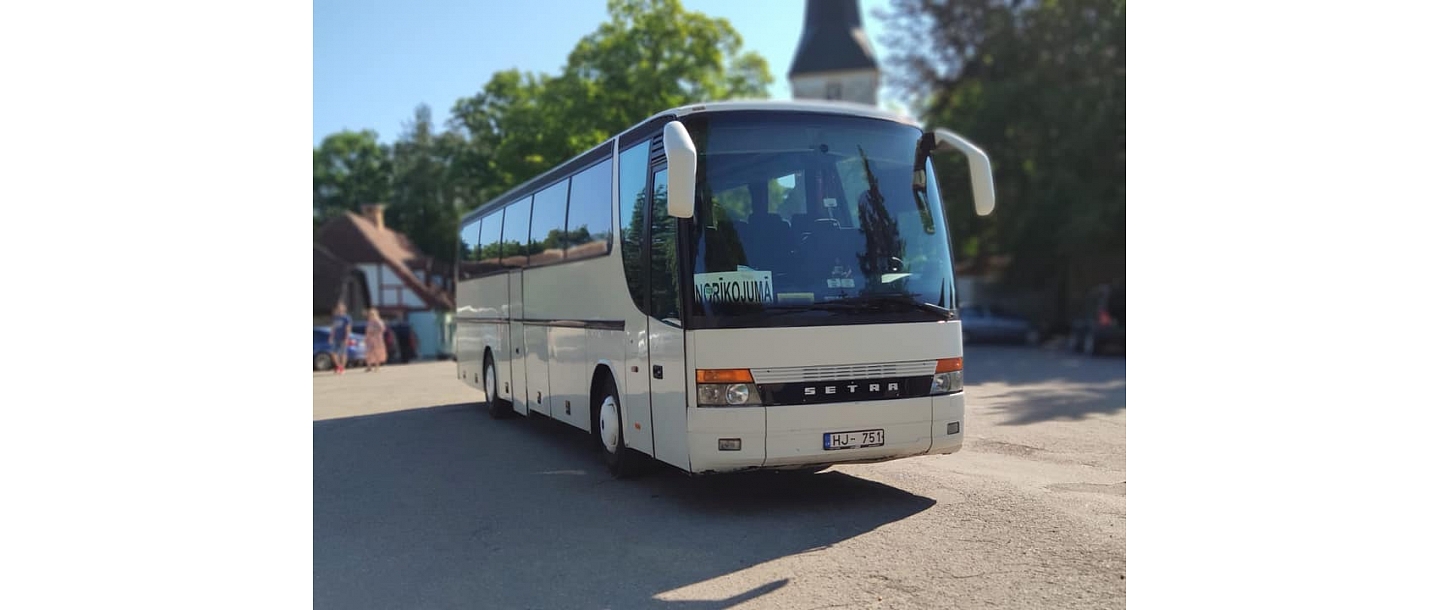 Autobusu noma ar vietu skaitu no 1 līdz 60
