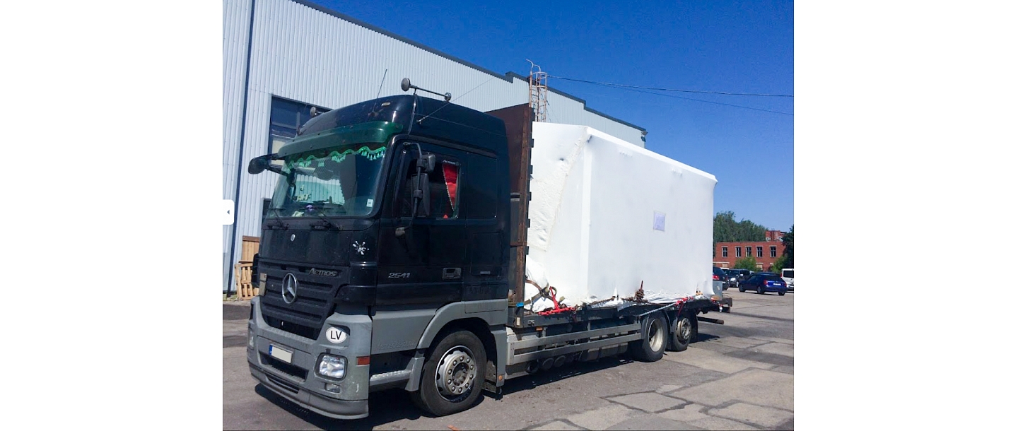 Грузоперевозки