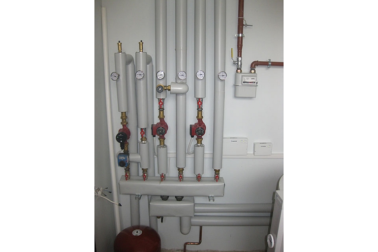 Heat supply systems
