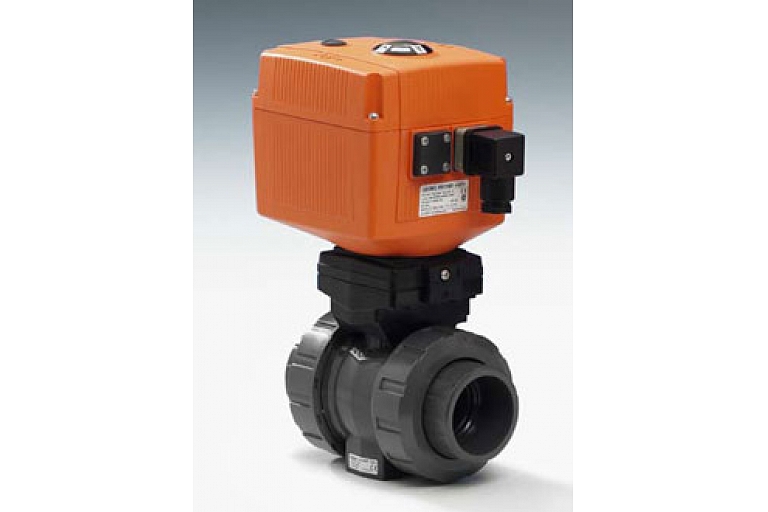 Ball valve with electric actuator