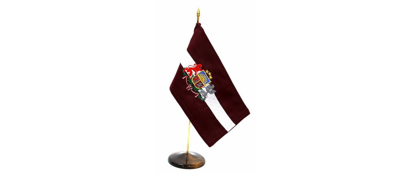 Вышивка латвийских символов