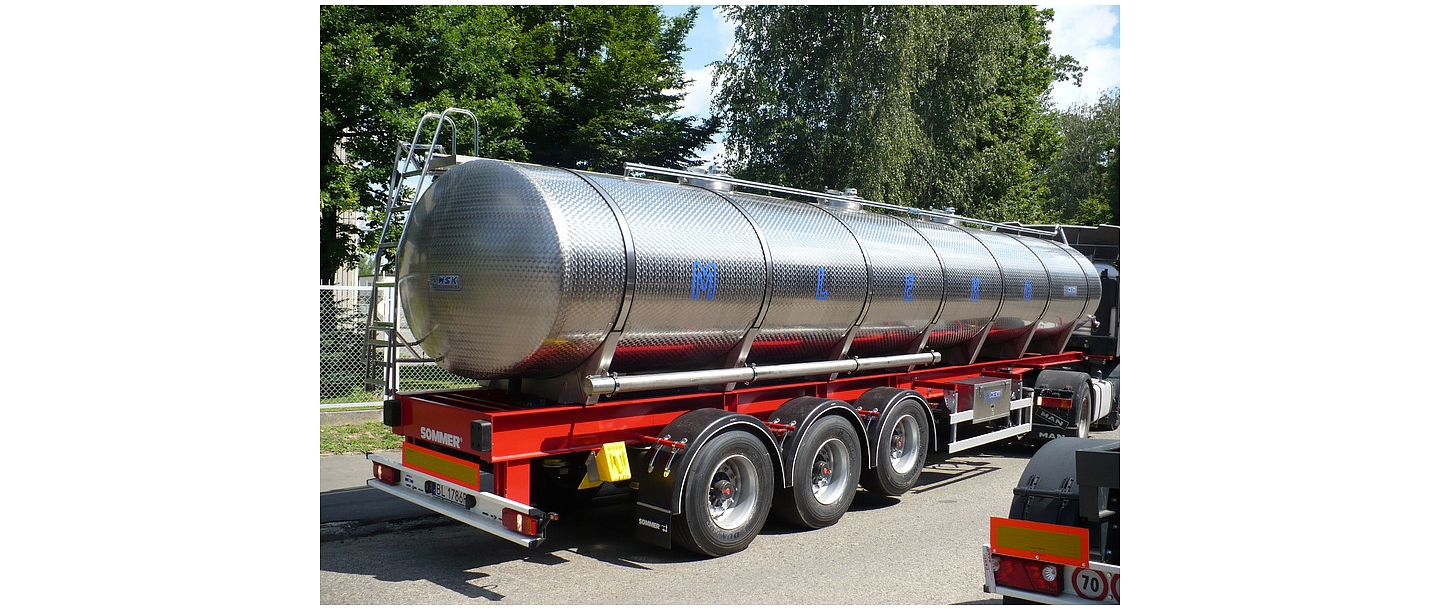 Stainless steel tanks