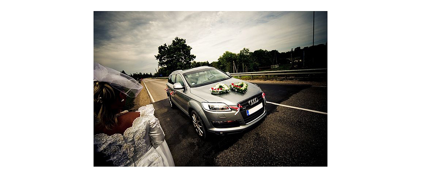 Car decoration with flowers