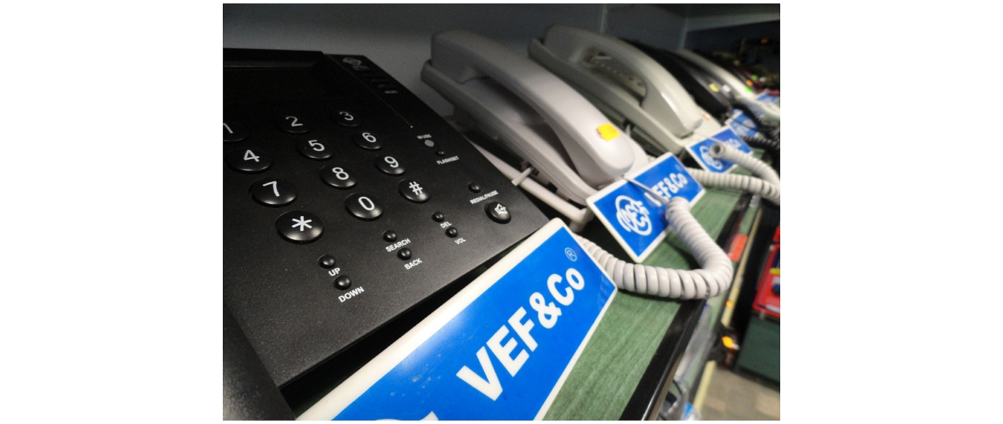 Telefoni