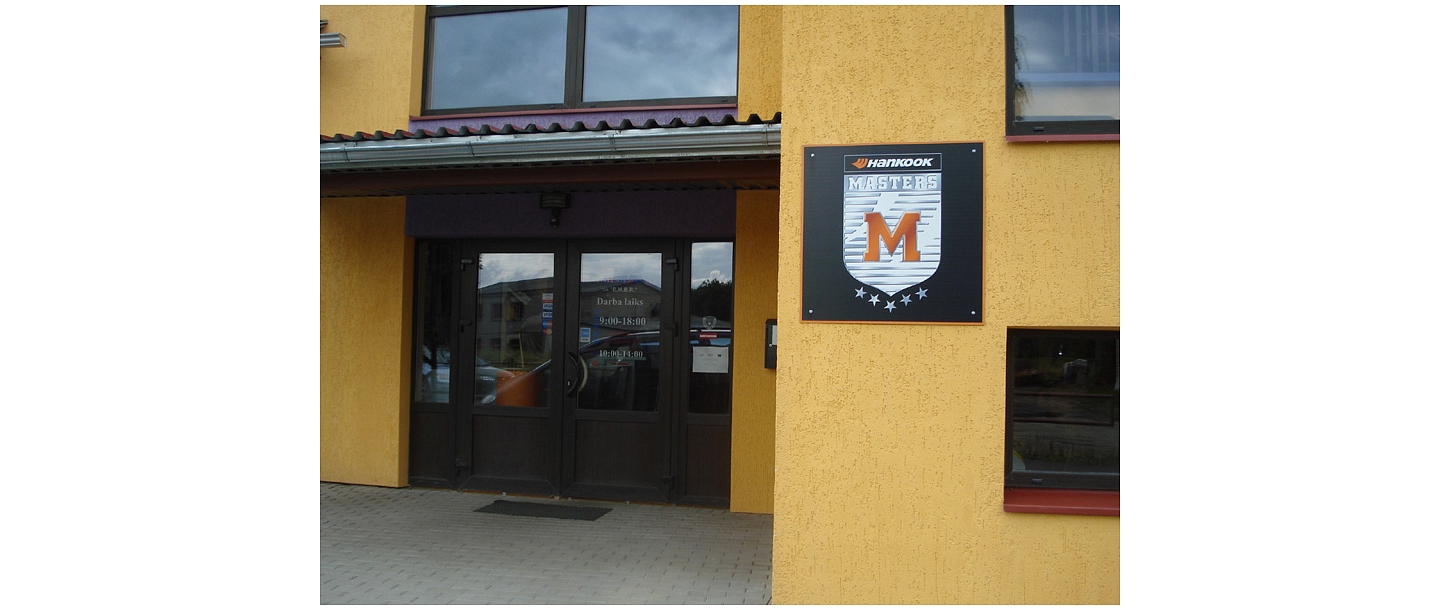 Car service in Preili