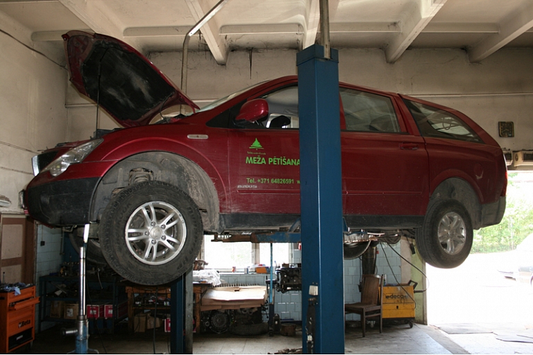 Brake test bench