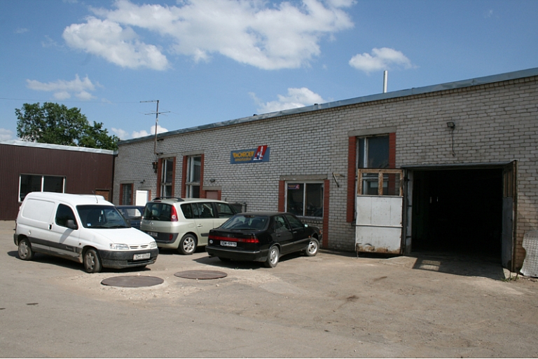 Car repair in Madona