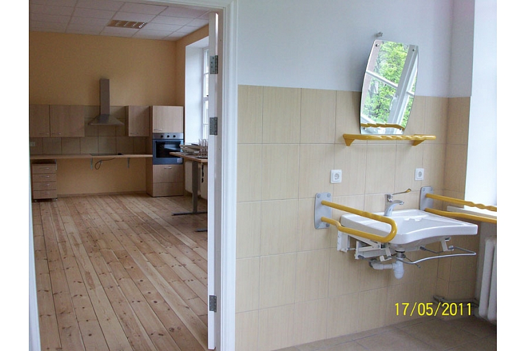 A well-equipped rehabilitation center for patients with musculoskeletal disorders