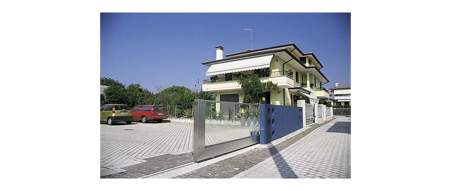 Въездные ворота территорий