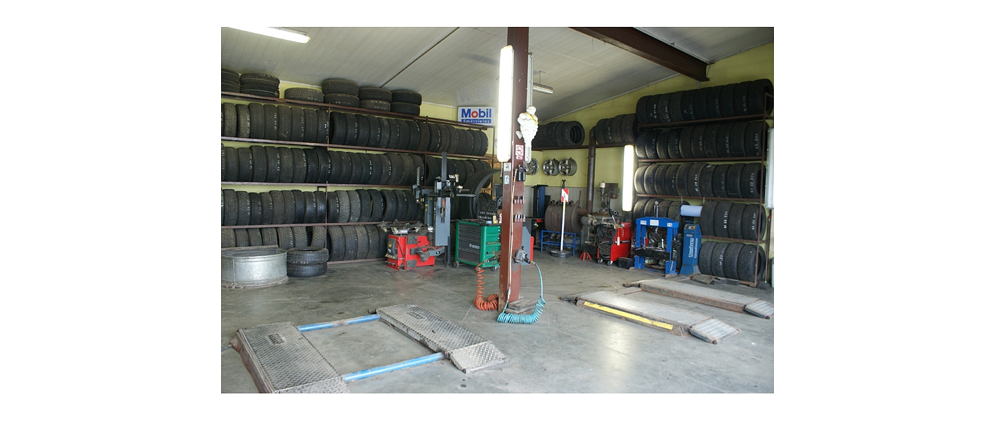 It is possible to order tires of any brand at the service. Tire storage service