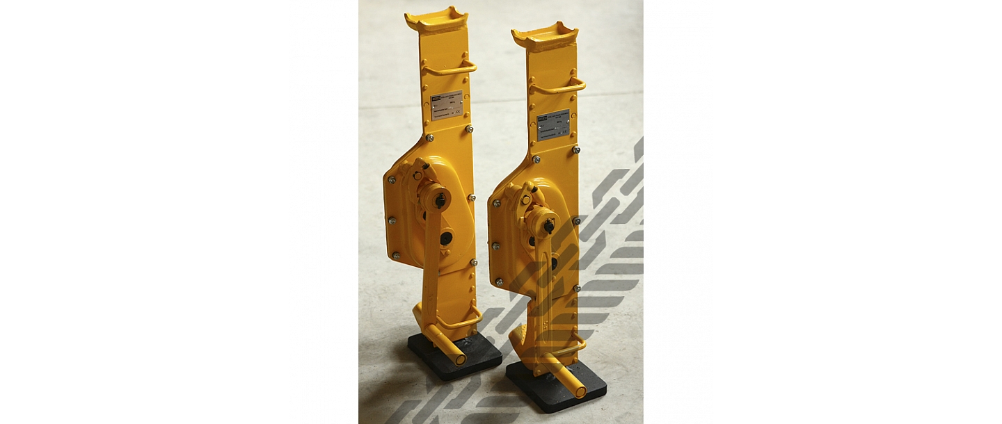 Jacks hydraulic jacks mechanical jacks Rīga Aisteres street 6