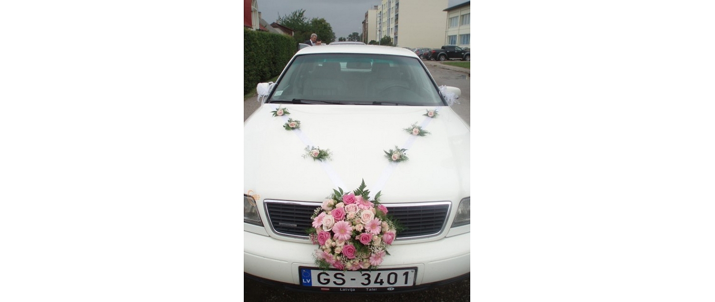 Home delivery of flower bouquets