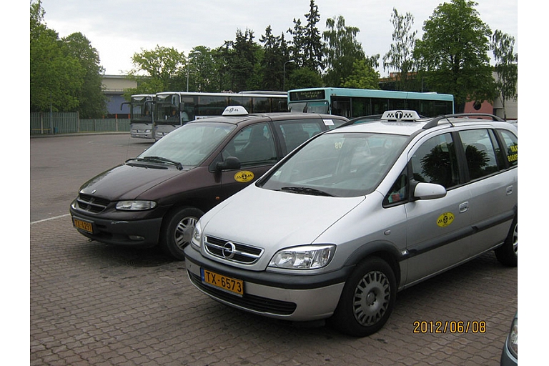Taxis with 2 drivers - we will take your car!