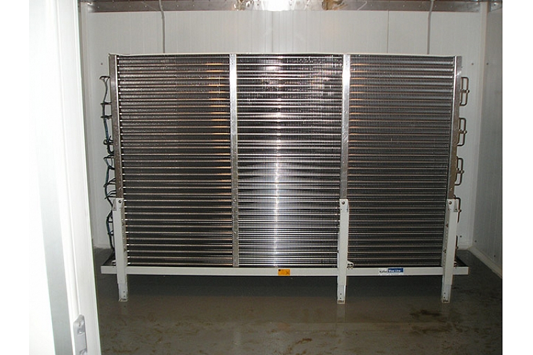 Freezing equipment