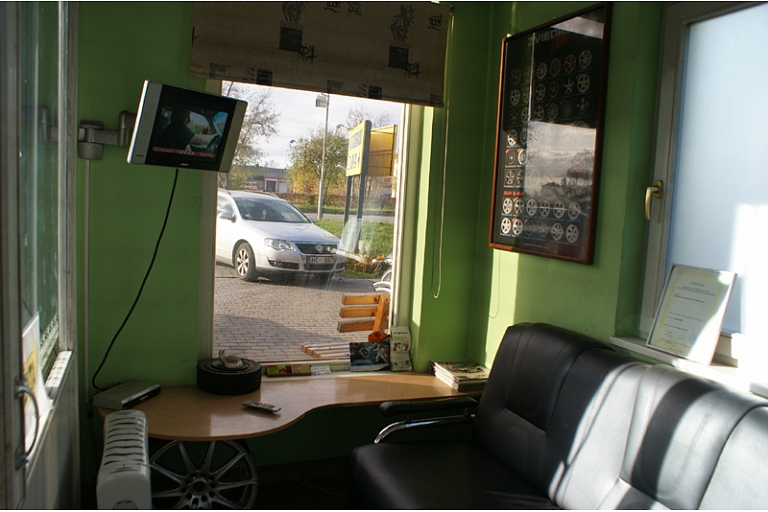 Tyre service, car service station